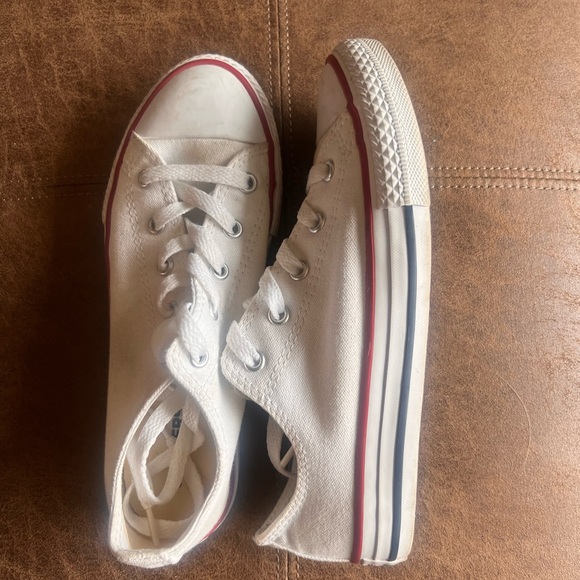 Converse chuck taylor youth (kids) white, sz 2.5 - Picture 13 of 15